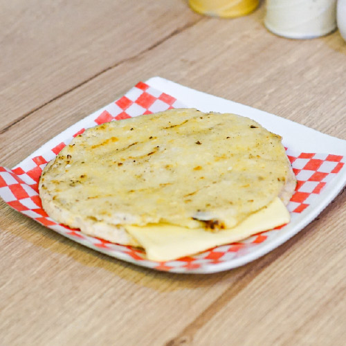 Arepa doble queso - Chori La Carbonera